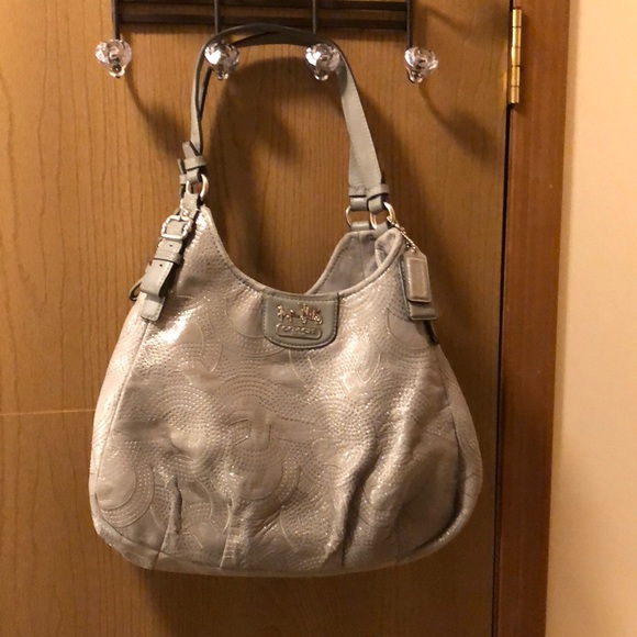 Coach Handbags - Coach Madison stitched leather Maggie handbag💕